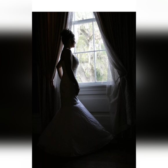 CANON EOS-1 Mark II Digital 75-300mm Lens & Receipt, Bag - Picture 13 of 13